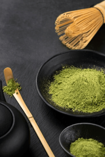 Premium Green Batak Kratom powder and brushes