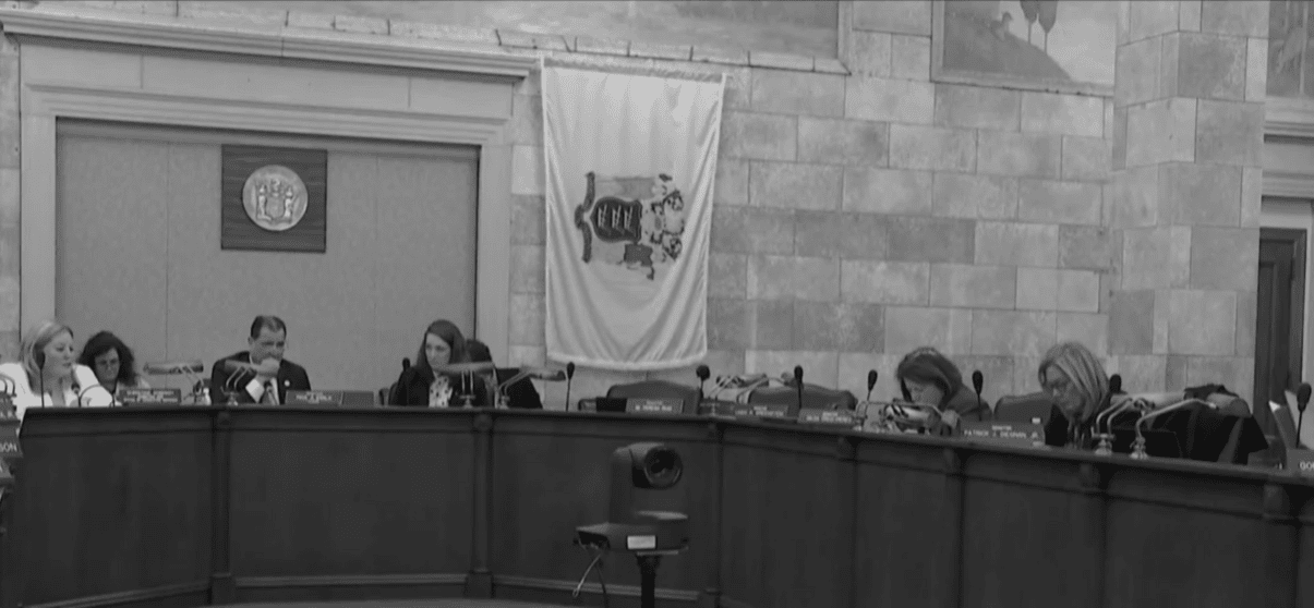 An NJ Assembly committee has passed CJ's Law Banning Kratom but it has medicine properties