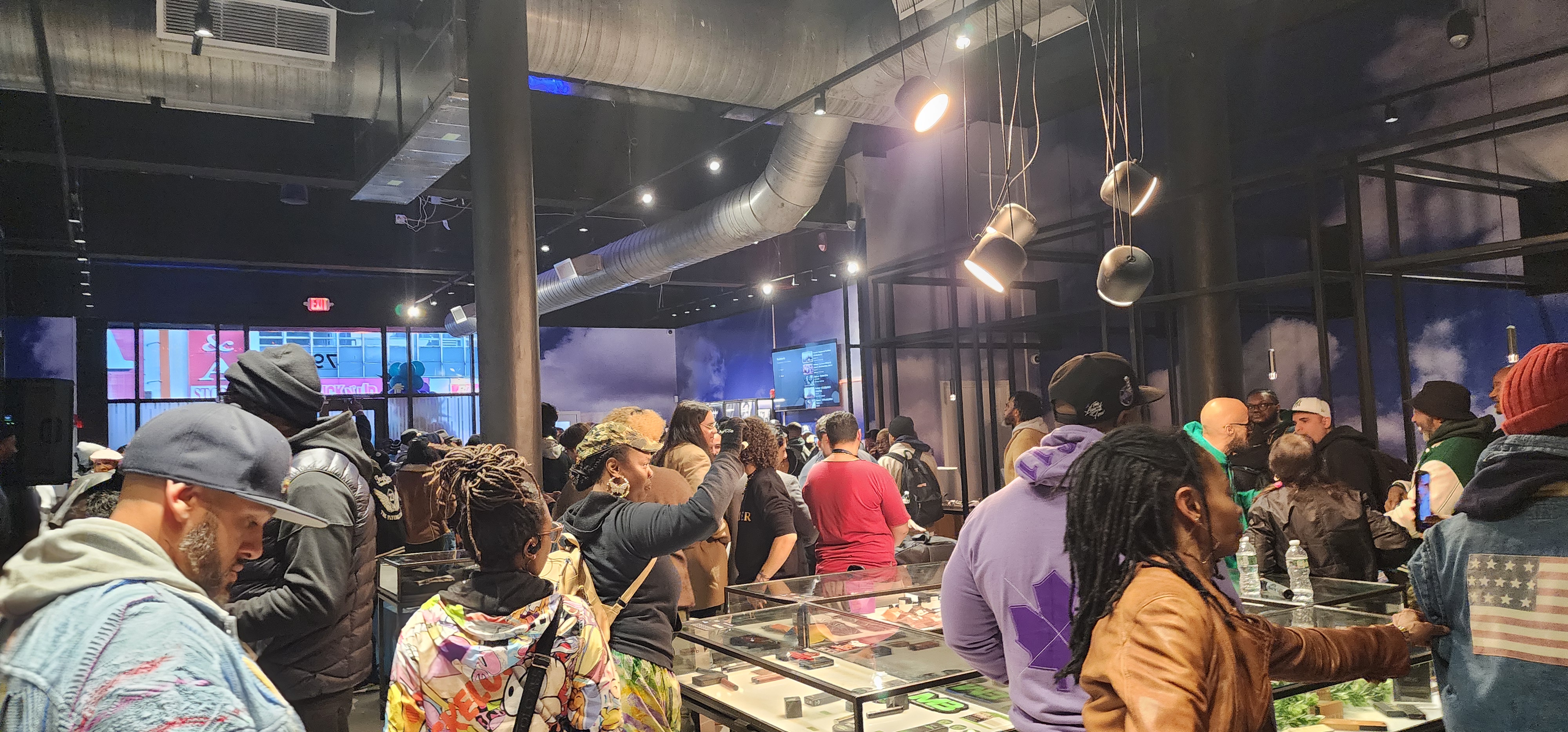 Hashstoria dispensary in Newark opened by Raekwon and Charlamagne tha God
