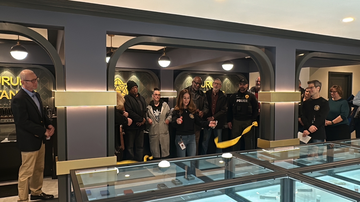 Aurum Botanics dispensary opens in Pemberton in the Pine Barrens. Ribbon cutting pictured