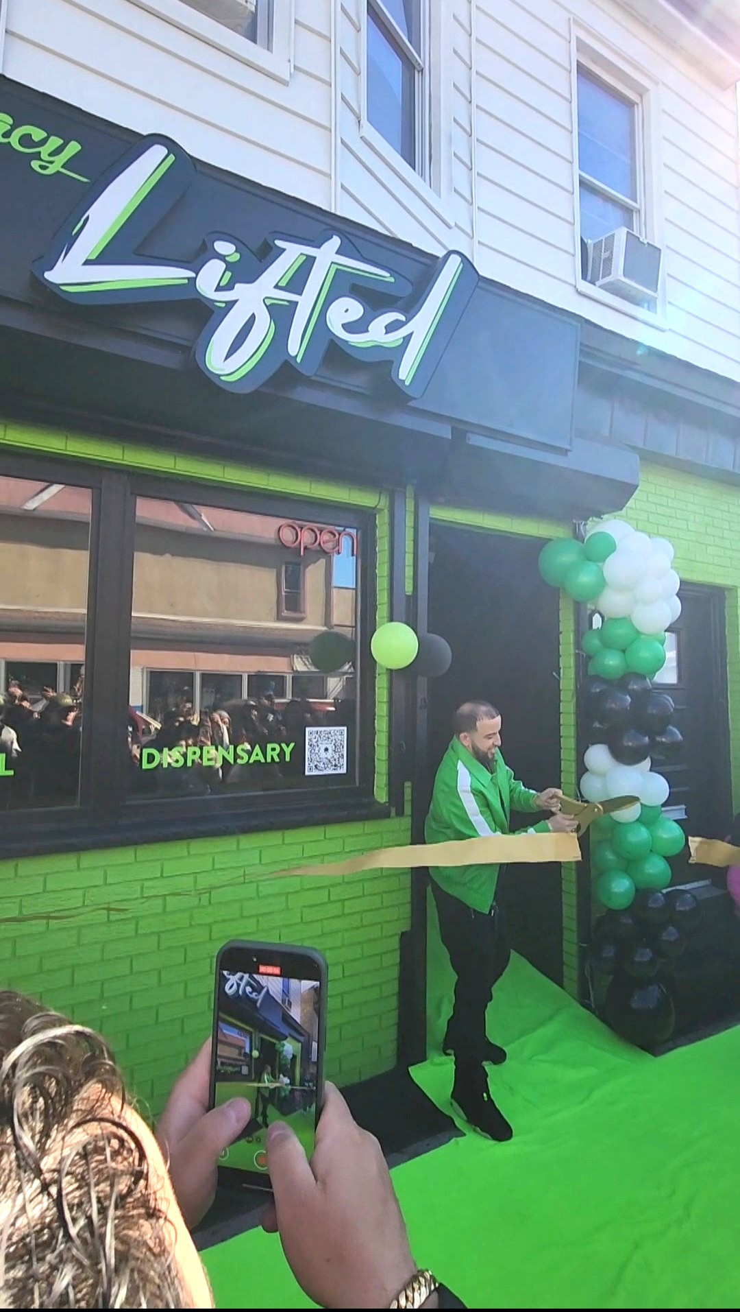 Legacy to Lifted dispensary opens in Jersey City