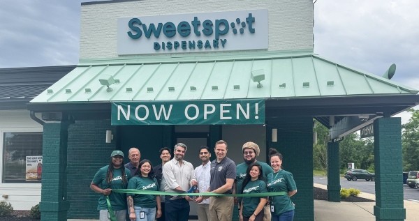 Sweetspot Dispensary Chain Celebrates Latest Opening with Hamilton Mayor